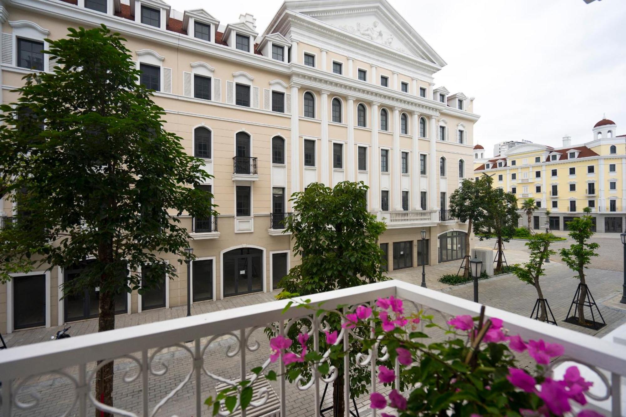 Lantana Ha Long Hotel E409 Sunplaza Pho Di Bo, Bai Chay, Ha Long Exterior photo